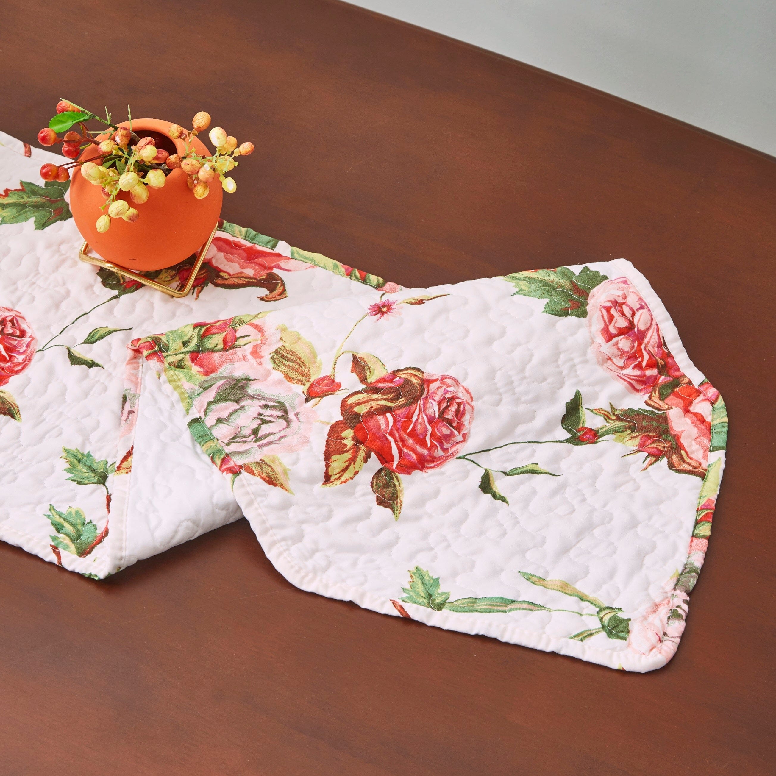 Romantic Roses Pink Quilted Dining Table Runner