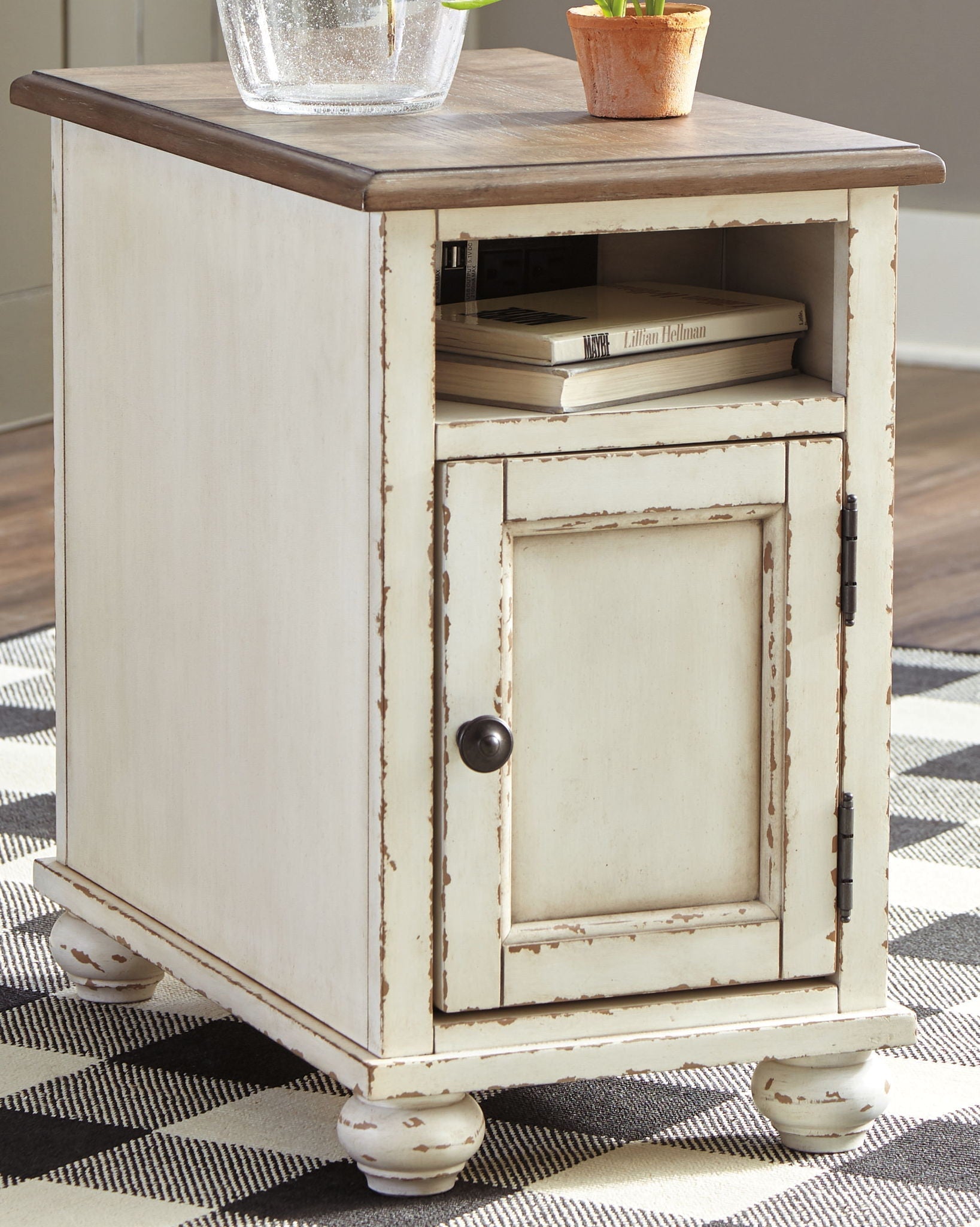 Chair Side End Table With AC / USB