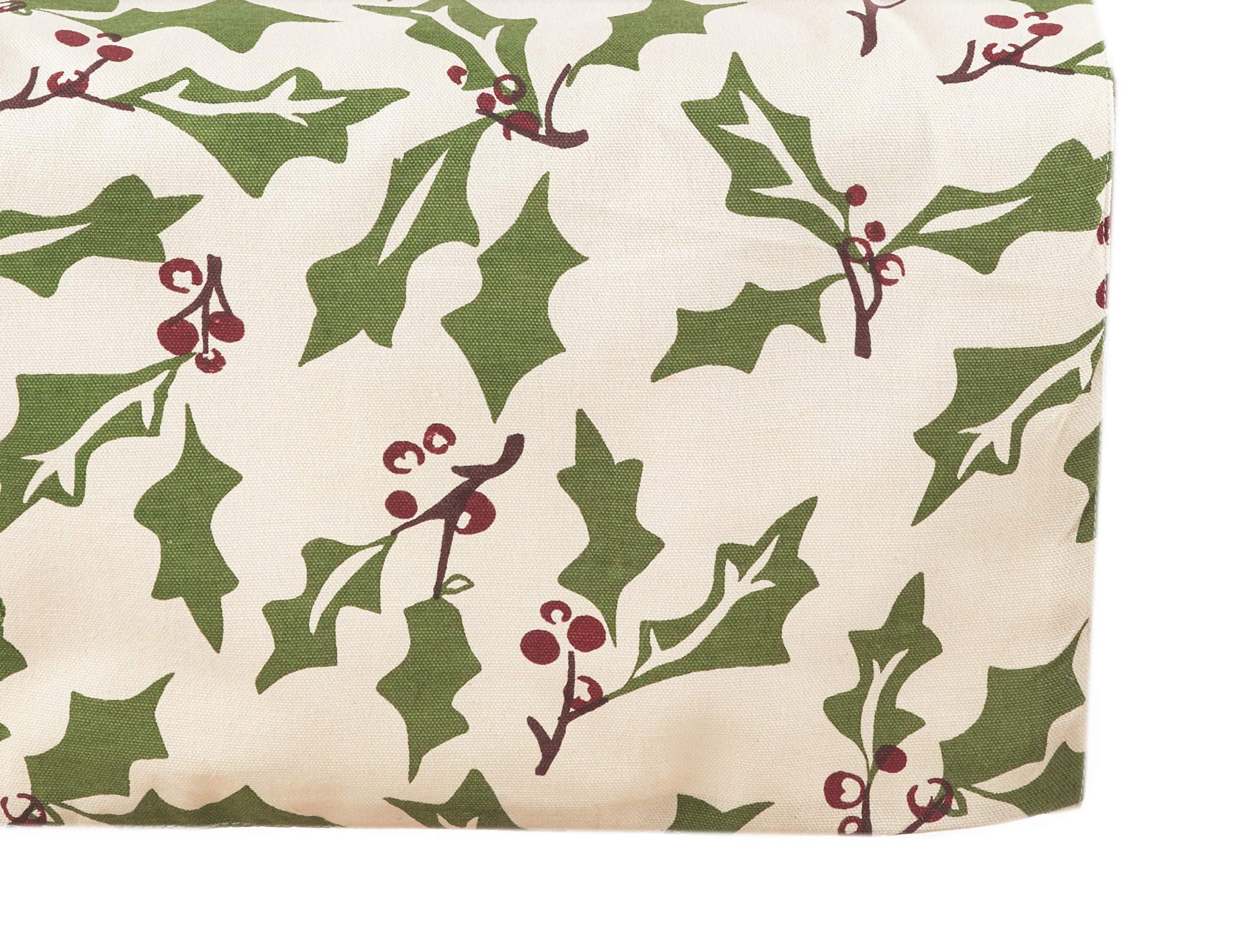 Cottage Holly Berry Table Runner