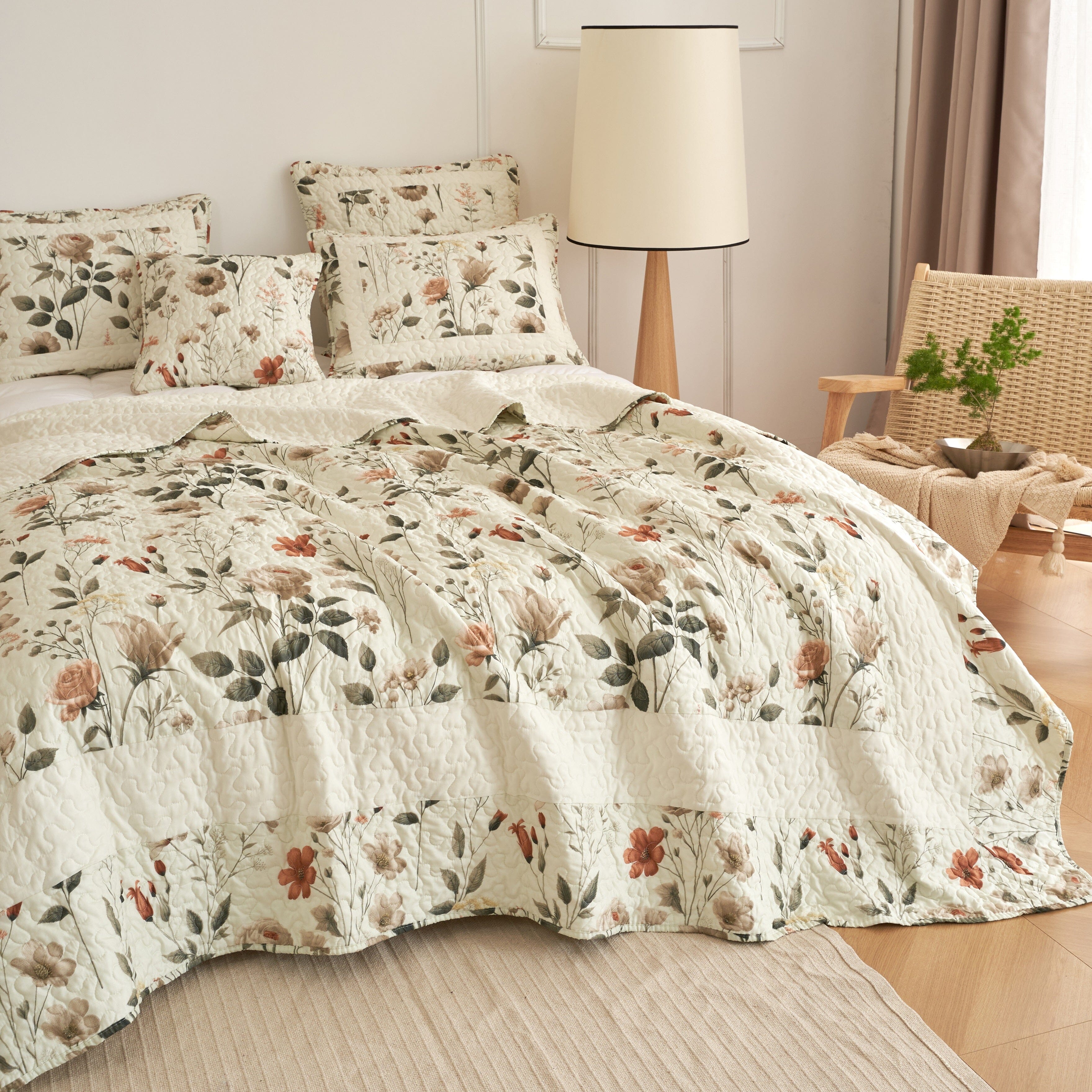 Enchanted Meadow Floral Quilt Set