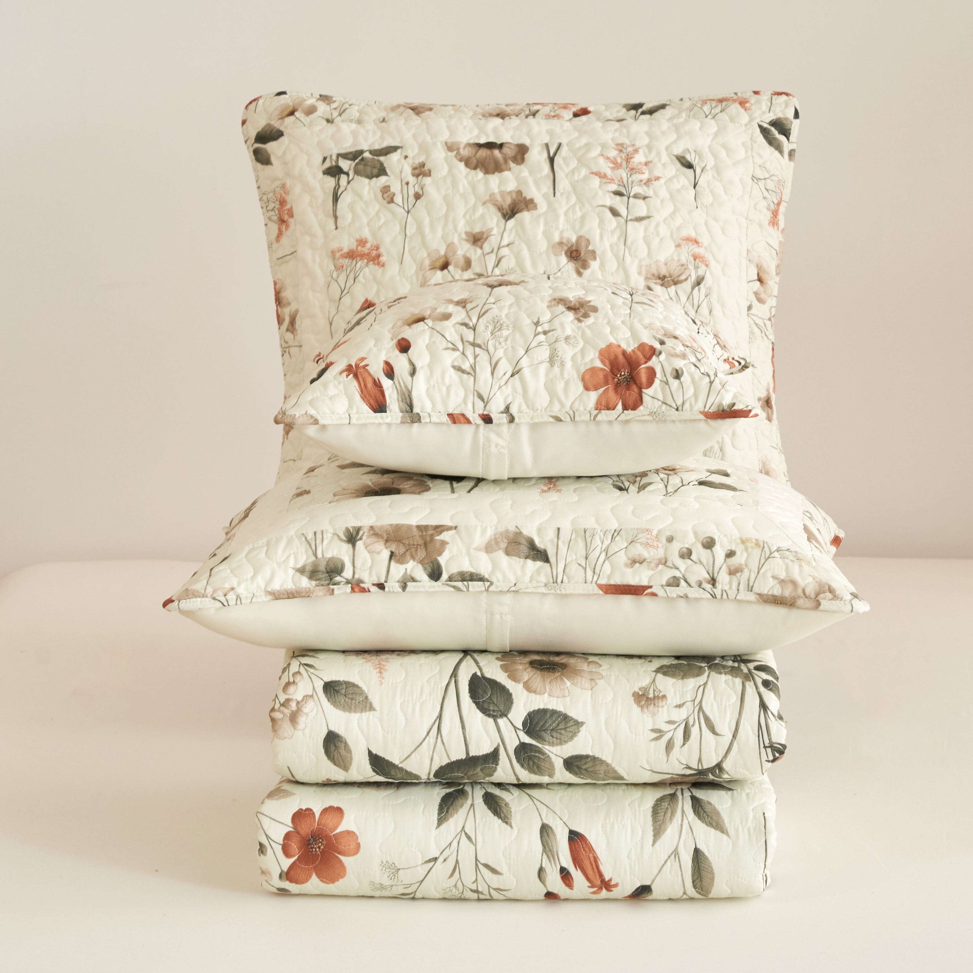Enchanted Meadow Floral Quilt Set
