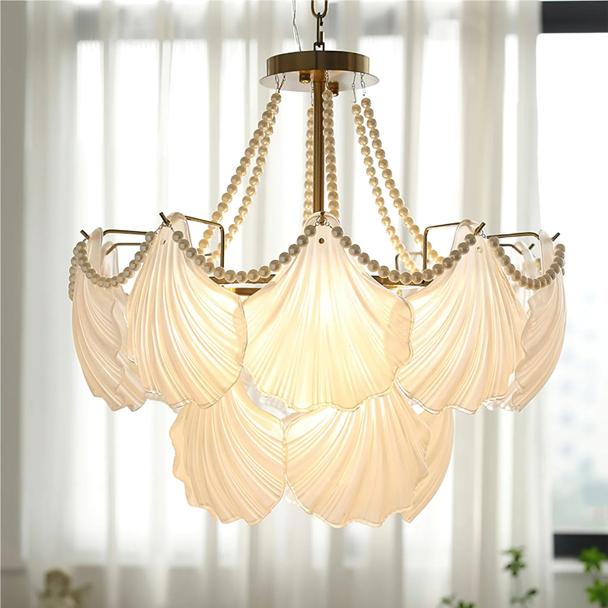 Ribbed Glass Shell Pendant Chandelier