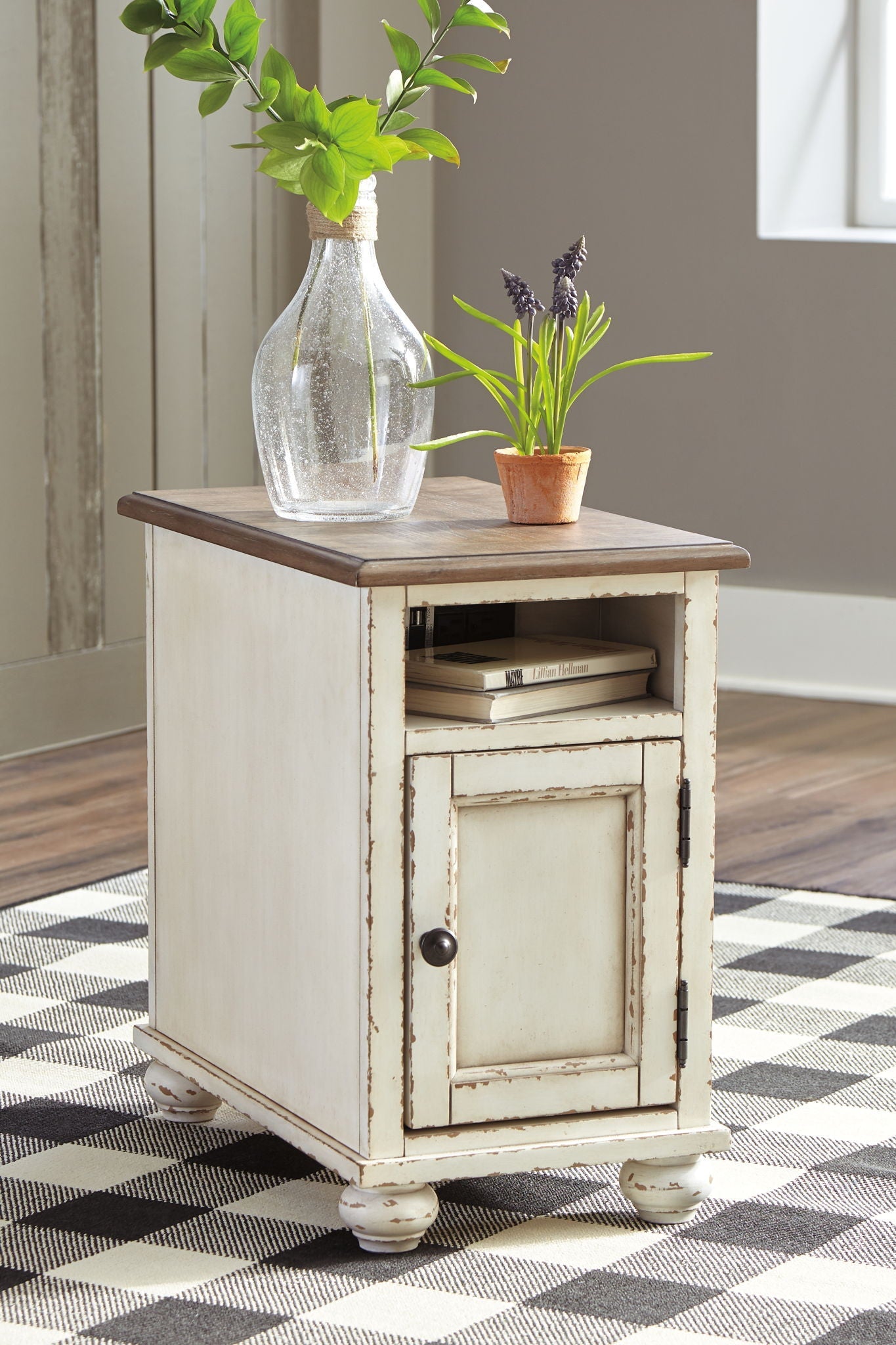 Chair Side End Table With AC / USB