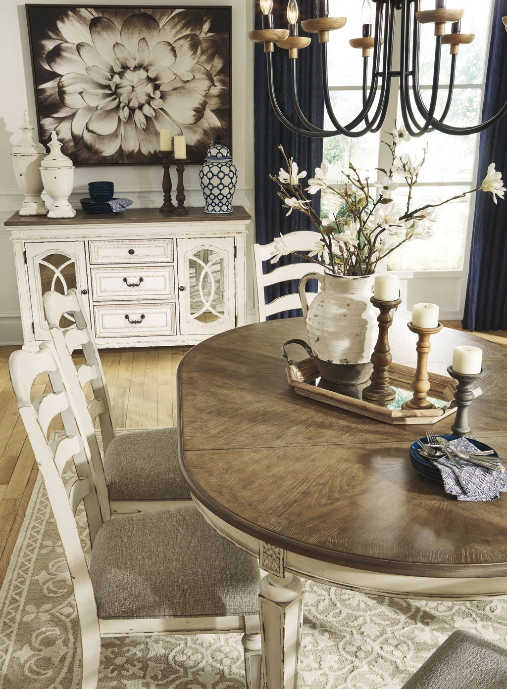 Oval  Dinning Table