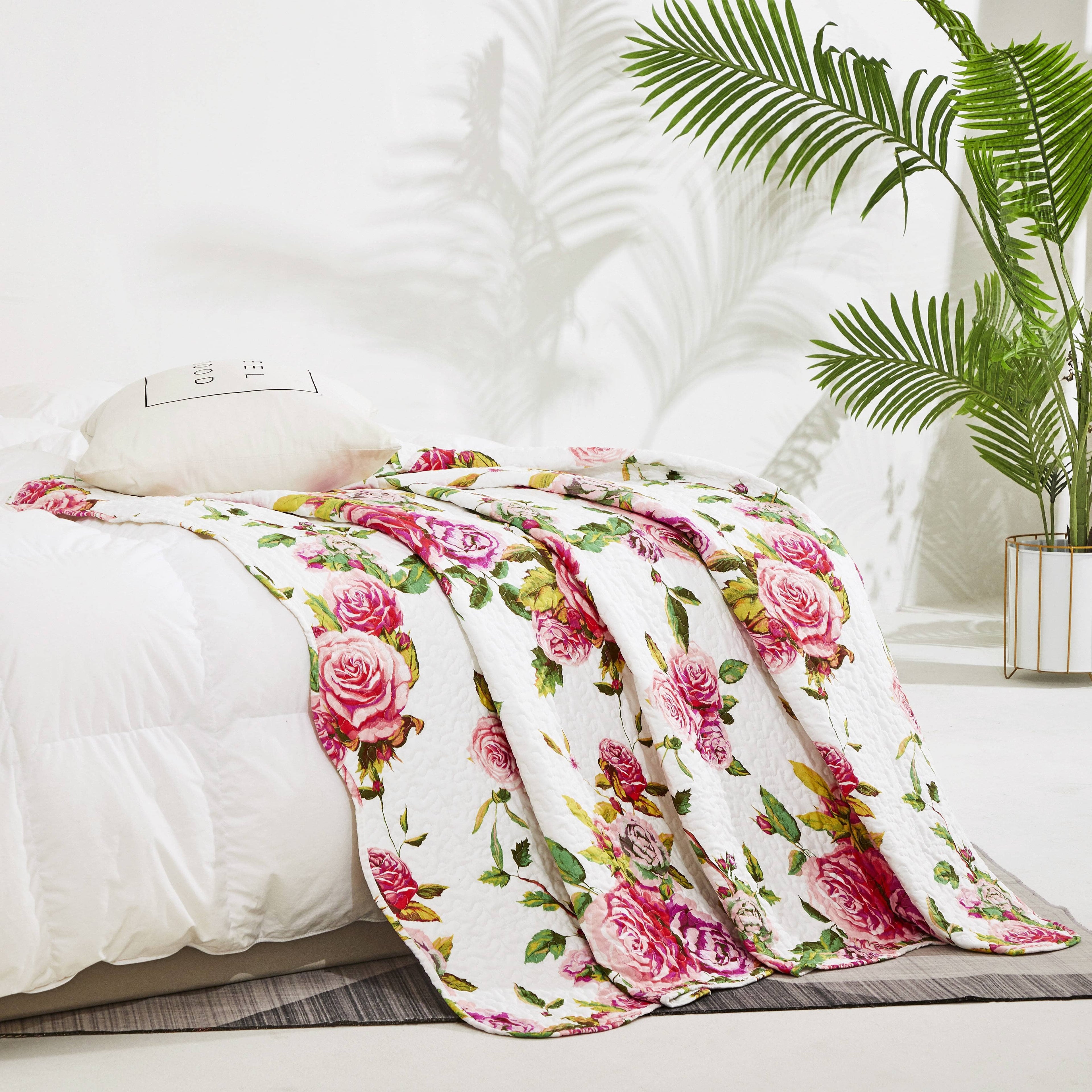 Romantic Roses Floral Throw Blanket