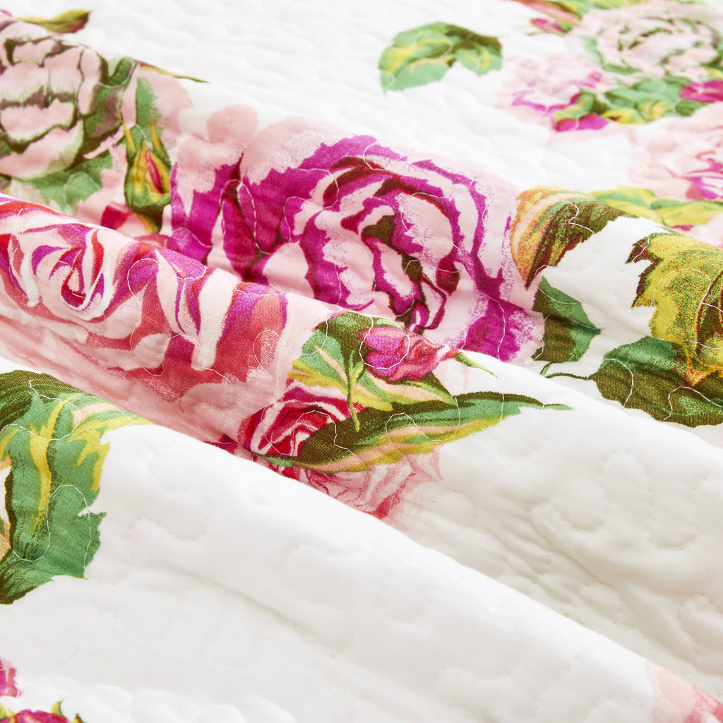 Romantic Roses Floral Throw Blanket